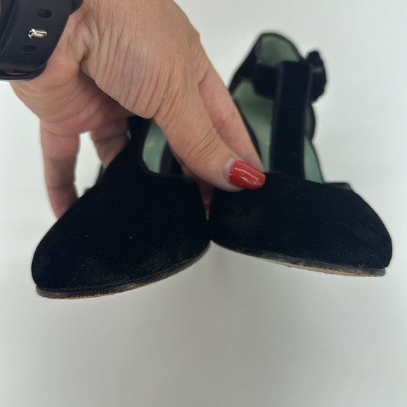 Paola d’Arcano Flapper Roaring 20’s Style Mary Jane Tee Strap Velvet Heels 38.5 - Picture 7 of 10
